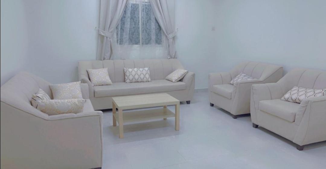 صقر 11 - مجلس واسع غرفه نوم مطبخ Apartment *