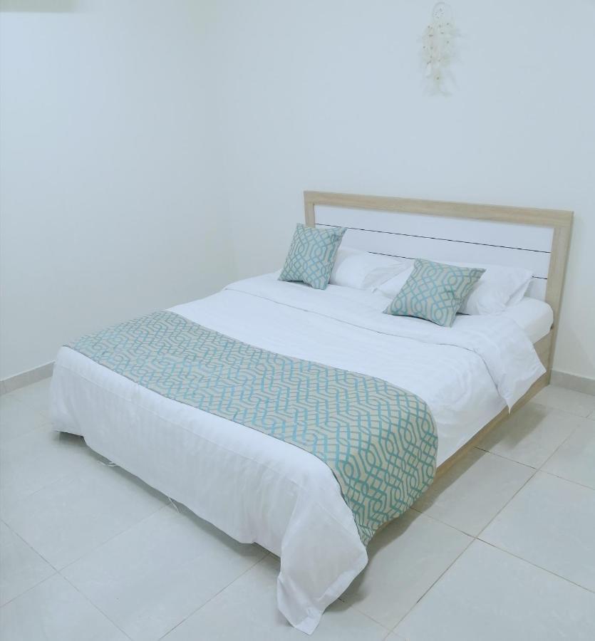 صقر 11 - مجلس واسع غرفه نوم مطبخ Apartment *